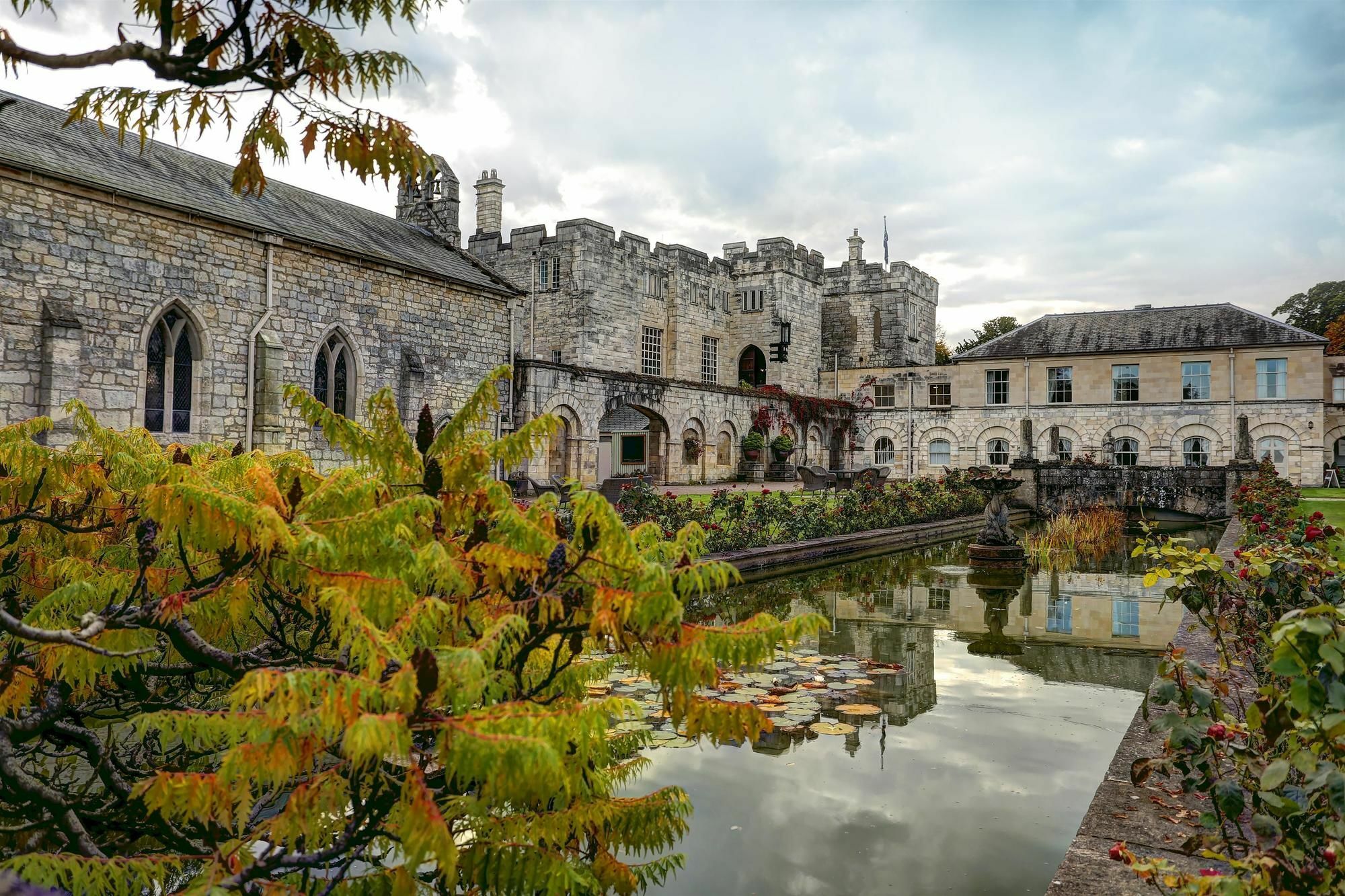 Hazlewood Castle & Spa Tadcaster Eksteriør bilde