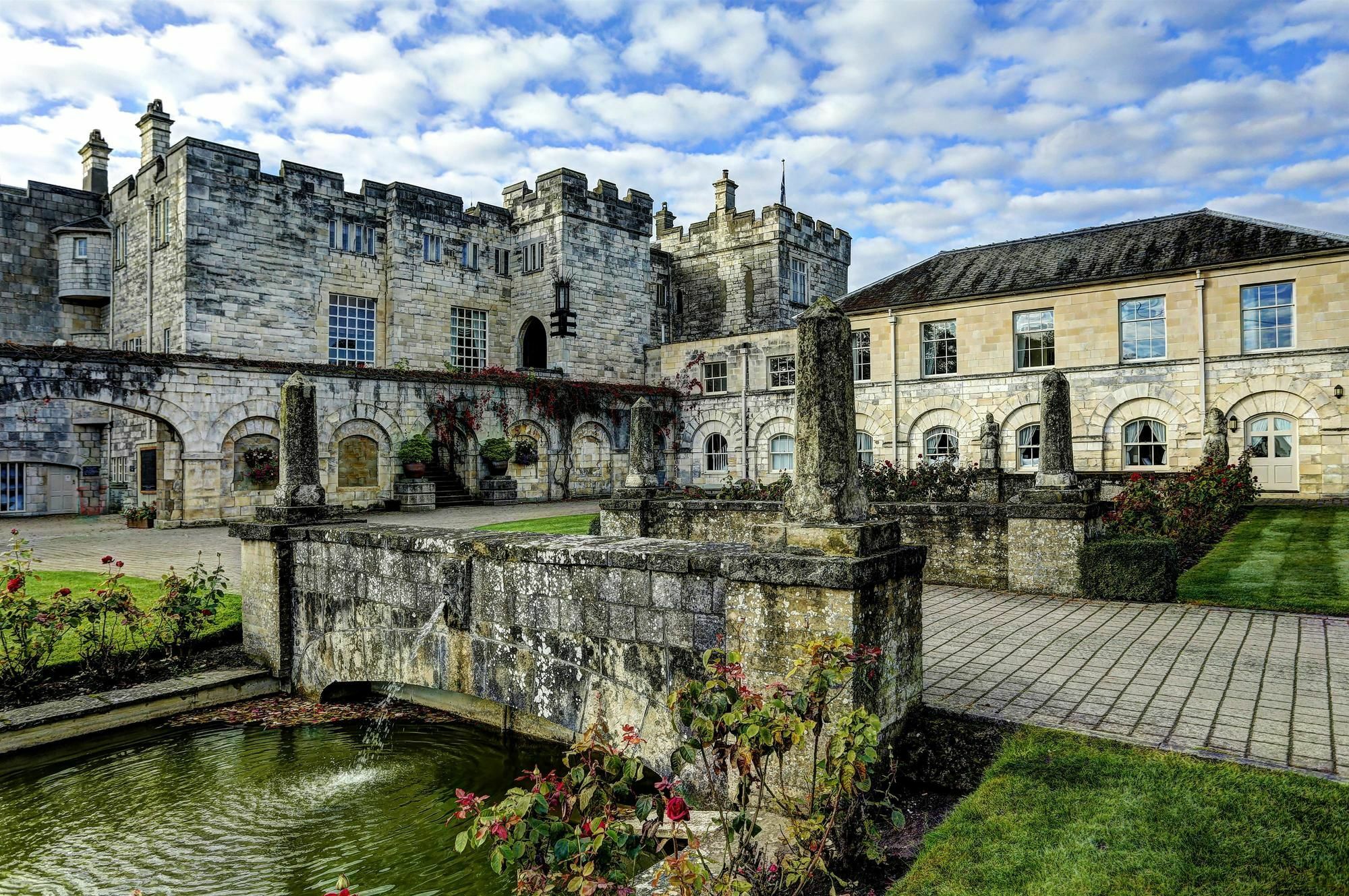 Hazlewood Castle & Spa Tadcaster Eksteriør bilde