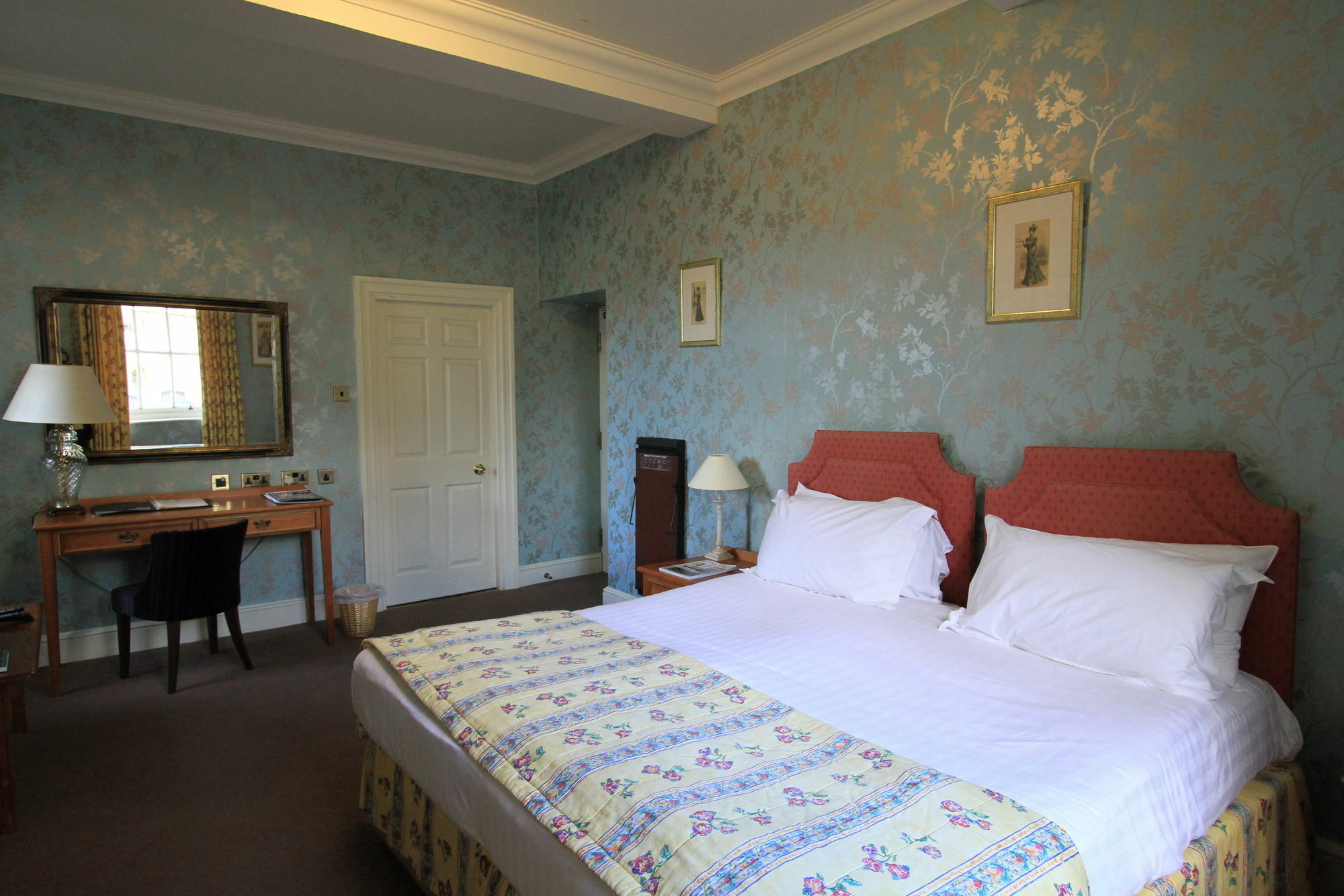 Hazlewood Castle & Spa Tadcaster Eksteriør bilde